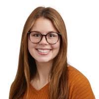 Emily Mudd's Instagram, Twitter & Facebook