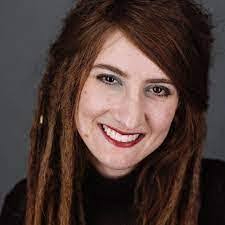 Amber Cumbie's Instagram, Twitter & Facebook