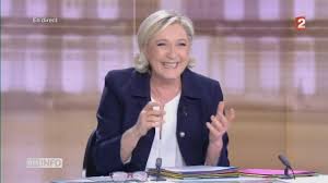Et françois damiens dans une comédie 100% juive ! Ils Sont La Pourquoi Marine Le Pen S Est Lancee Dans Cette Etrange Tirade Rts Ch Monde