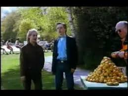 Listen to sarah dawn finer | soundcloud is an audio platform that lets you listen to what you love and share the sounds you create. Bert Den Siste Oskulden Subtitles Subtitledb Org