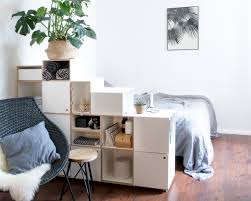Besonders große räume laden dazu ein. Modulare Raumteiler Von Stocubo Regalsystem Made In Berlin