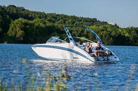 Low 137/141 hours.good condition hull.clean interior. Yamaha 242 Limited S Limited S E Series Jet Antrieb Boote De