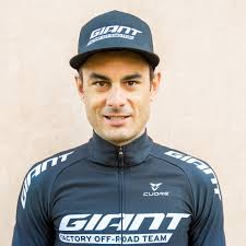 JERUSALEMA CHALLENGE BY @swisscyclingteam Darsteller: Michelle Andres,  Ramona Forchini, Fabienne Buri, Nicole Koller, Léna Mettraux, Jolanda  Neff,...