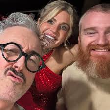 I can't even handle it and I'm screamin😭🙌🤸🌈 Special thank you to the  ones who had the selfie lights 👌