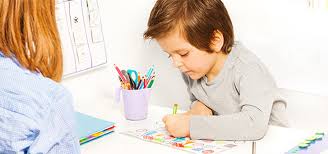 Autism spectrum disorder (asd) is a neurodevelopmental disorder that affects the way a person thinks, behaves, and communicates. Fruhkindlicher Autismus Erste Anzeichen Und Hilfe Kidsgo