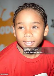 6,748 Zach Young Photos & High Res Pictures