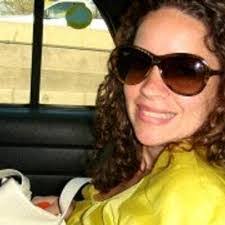 Juana Maynard's Instagram, Twitter & Facebook