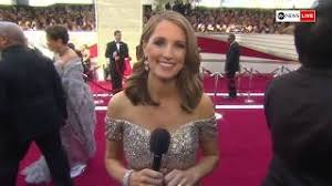 It's a red carpet of two halves as far as the womenswear is concerned: Oscars Red Carpet 2019 Coverage From 91st Academy Awards Abc News Live Youtube