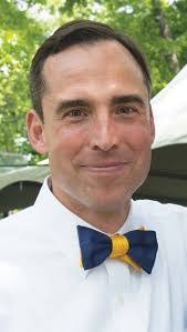 Christine Kamp's Instagram, Twitter & Facebook