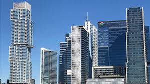 The independent is a completed residential skyscraper in austin, texas.at a height of 690 ft (210 m), it is the tallest building in the city, surpassing the 683 ft (208 m) tall austonian, another residential skyscraper.it is the tallest residential building in the united states west of the mississippi river. Group Wants Developers To Fix Top Of Austin Independent