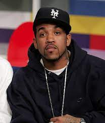 He is an actor and composer, known for дружинники (2012). Lloyd Banks Klaviernoten Auf Note Store De