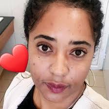 Eloise Albert's Instagram, Twitter & Facebook