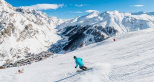 Val d'isère, ski resort in the heart of savoy plan your ski holiday in the mountains. Family Ski Chalet Hotels Holidays In Val D Isere France Esprit Ski