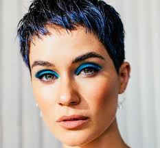 I tagli corti per donne mature, over 40. Taglio Capelli Cortissimi Donna Cambia Look E Prenditene Cura Lunezia