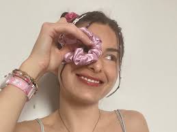 6 Tips That Made Styling My Hair With One Arm Easier | Allure