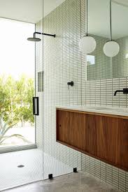 White glass mosaic tiles have a propensity of appearing slightly green. Best 56 Modern Bathroom Glass Tile Walls Design Photos And Ideas Dwell