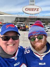 Chris Gaydos's Instagram, Twitter & Facebook