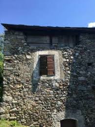 Sambuca pistoiese nella località di pavana, in borgata caratteristica della montagna pistoiese, tra la toscana e lemilia romagna abitazione terra tetto adatta sia come prima casa, che casa vacanza. Case In Vendita A Montagna In Valtellina So