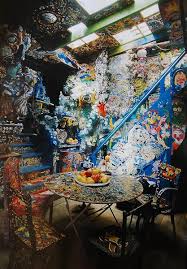 La Maison De Celle Qui Peint The House Of The One Who Paints Is Home To Artist Danielle Jacqui Exterior And Interior Of T Abstract Art Painting Painting Art