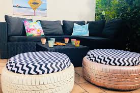 Damit der acryllack hält und deckt, ist eine spezielle was man noch mit leeren getränkekisten machen kann. Diy Idee Hocker Aus Autoreifen Basteln Moms Blog Der Praktische Familienblog