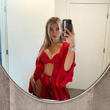 OnlyFans-ster Corinna Kopf verdiende meer dan 1 miljoen in twee dagen