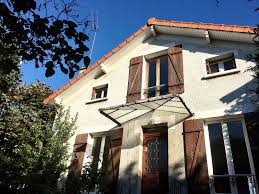 Grâce à des améliorations peu coûteuses et les précieux conseils d'un professionnel de l'immobilier, vous mettrez toutes les chances de votre côté pour vendre votre maison plus rapidement. Reseau Immobilier L Adresse