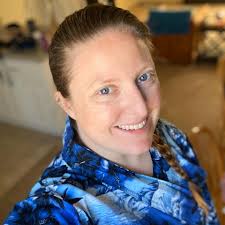 Tuna as a glam fairy princess. I recently discovered that Tuna doesn't mind  if I put her in clothes...