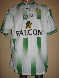 Tercih etmeniz halinde ev sahibi ve deplasman maçlarına ayrıca göz atabilirsiniz. Hammarby Home Football Shirt 2001 2002