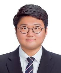 Investigation of the operating conditions for a full-scale plant for  hydrogen production from biomass