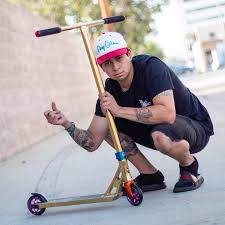 The world's leading freestyle scooter store, scooter hut, brings you the world's latest and greatest custom pro scooter builder! Facebook