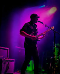 🎶 Looking for something to do