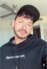 Jesse Escalante (@jesseescalantee24)