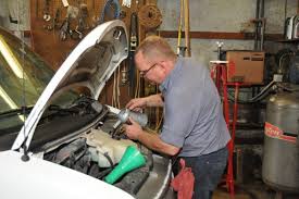 What kind of oil do i need. What Kind Of Oil Do I Need Stroebel Automotive Auto Repair Service Saginaw
