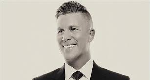 Joseph Habedank Re-Signs with Daywind Records