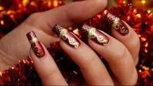 Nageldesign rot gold glitzer muster für kurze nägel. Nageldesign Ideen Fur Weihnachten Und Silvester