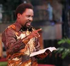 Temitope balogun joshua, also known as tb joshua, a frontline nigerian preacher and televangelist, has died aged 57. Tb Joshua Allow A Man Of God To Snore He S Human Pastors Can Buy Private Jets Religion Peacefmonline Com