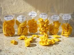 Pasta Nudeln Fur Den Kaufladen Oder Spielkuche Von Kleineschwester Auf Dawanda Com Mit Bildern Kinder Kaufladen Kinder Spiel Kuche Bastelarbeiten