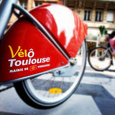 Velotoulouse Velos En Libre Service 24h 24 Pour Une Mobilite Et Une Totale Liberte Libre Et Autonome Vous Cor Toulouse Mairie De Toulouse Ville De Toulouse