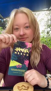 How would you like to start your Primal Queen journey for FREE?! Do you  have a public social media profile with 1000+ followers