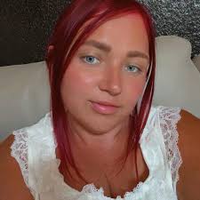 Kellie Cartwright in people