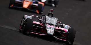 Normally, helio castroneves is the center of attention. Mlod6lvj N Txm