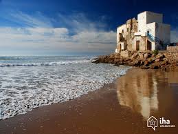 Les 10 Plus Belles Plages Du Maroc Auxquelles Vous Devez Absolument Y Aller Cet Ete Maroc Plage Maroc Nador Maroc
