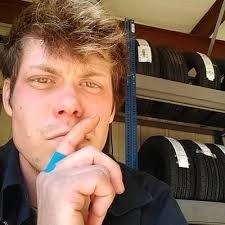 Daniel Freeland (@FreelandDaniel)