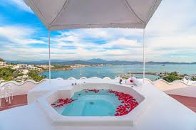 Maybe you would like to learn more about one of these? Las Hadas Escapadas