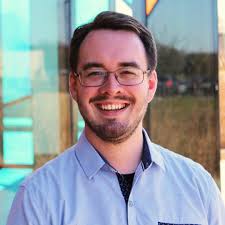 Stream Peter Underhill music