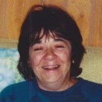 Beverly Freitas's Instagram, Twitter & Facebook