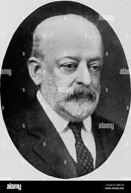 Bernard w hi-res stock photography and images