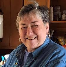 Carolyn Brock's Instagram, Twitter & Facebook