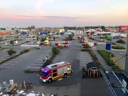 Schon Wieder Alarm Bei Ikea In Brinkum Regionale Rundschau Aktuelle Nachrichten Weser Kurier