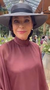 Agradecida con Dios y con la vida por este hermoso proyecto que termina  hoy!, Se acaba el proyecto, pero todavía falta lo mejor, ver el resultado y  esperar que ustedes lo aprecien y que les guste ...